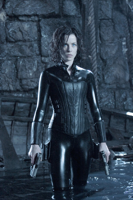 kate beckinsale underworld pictures. watching Kate Beckinsale